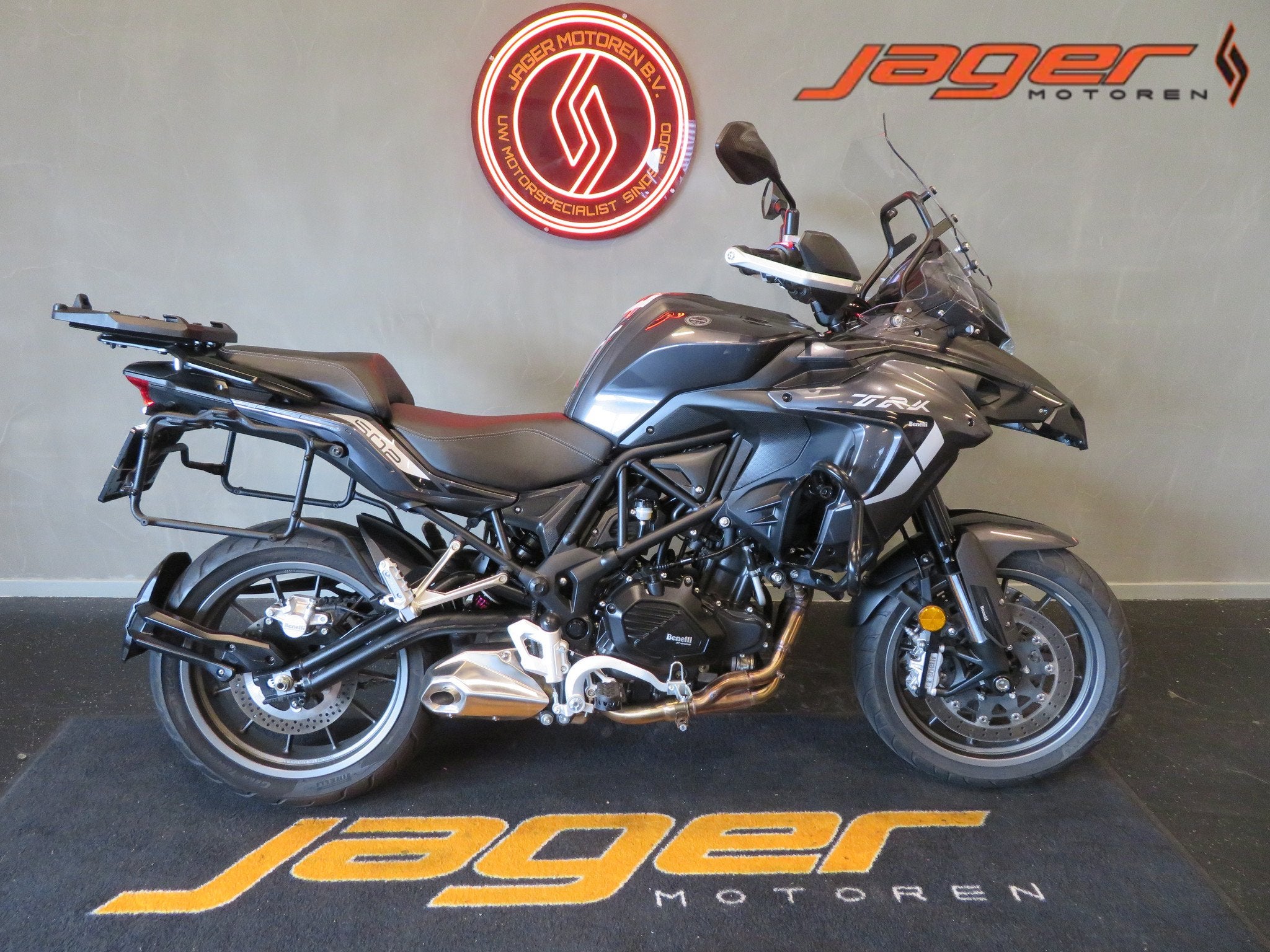 Benelli TRK 502 SUPER STAAT! (bj 2023), Motoren, Toermotor, Gebruikt, Bedrijf