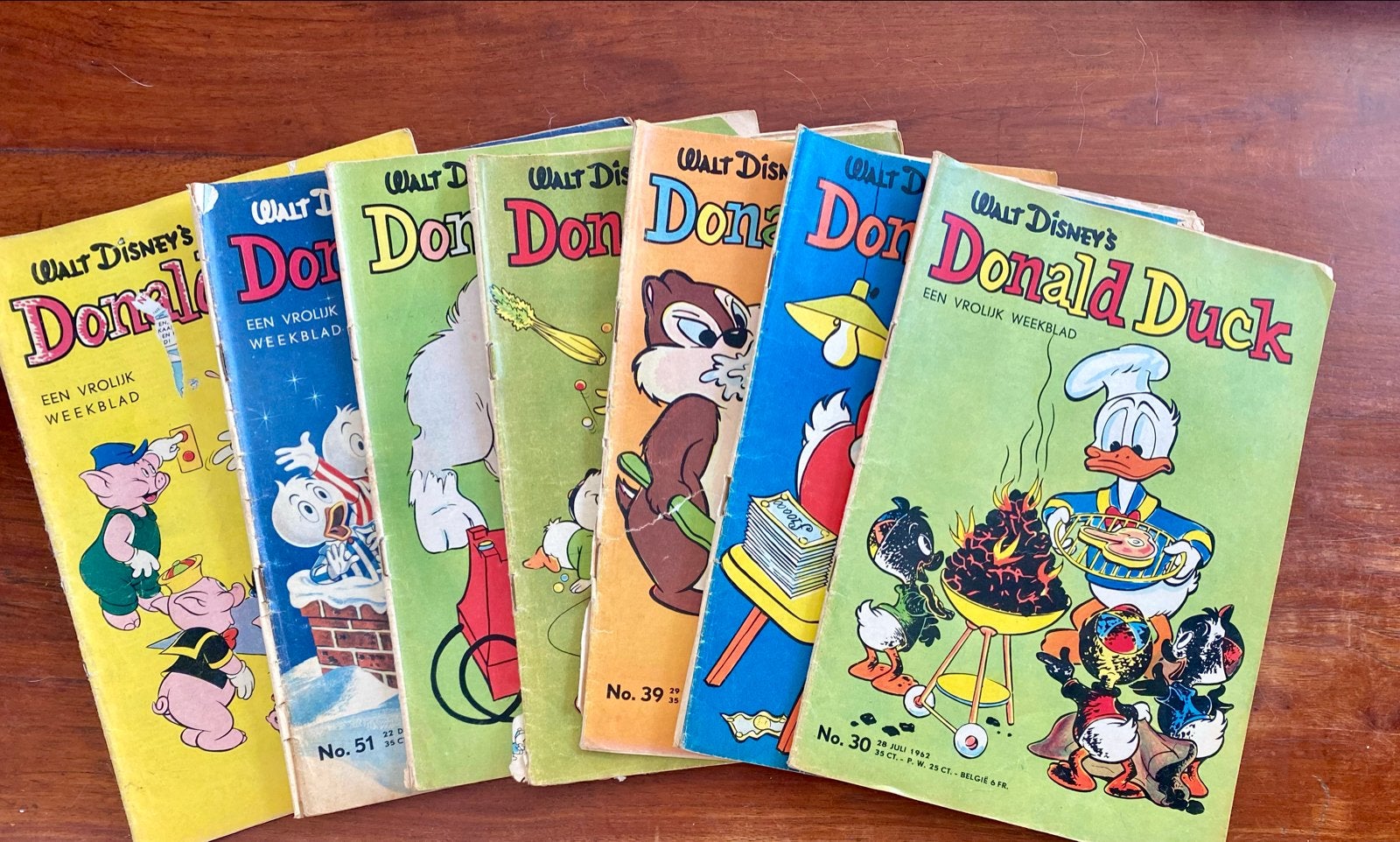 Donald Duck Weekblad - oude uitgaven 1962, Meerdere stripboeken, Ophalen of Verzenden, Gelezen