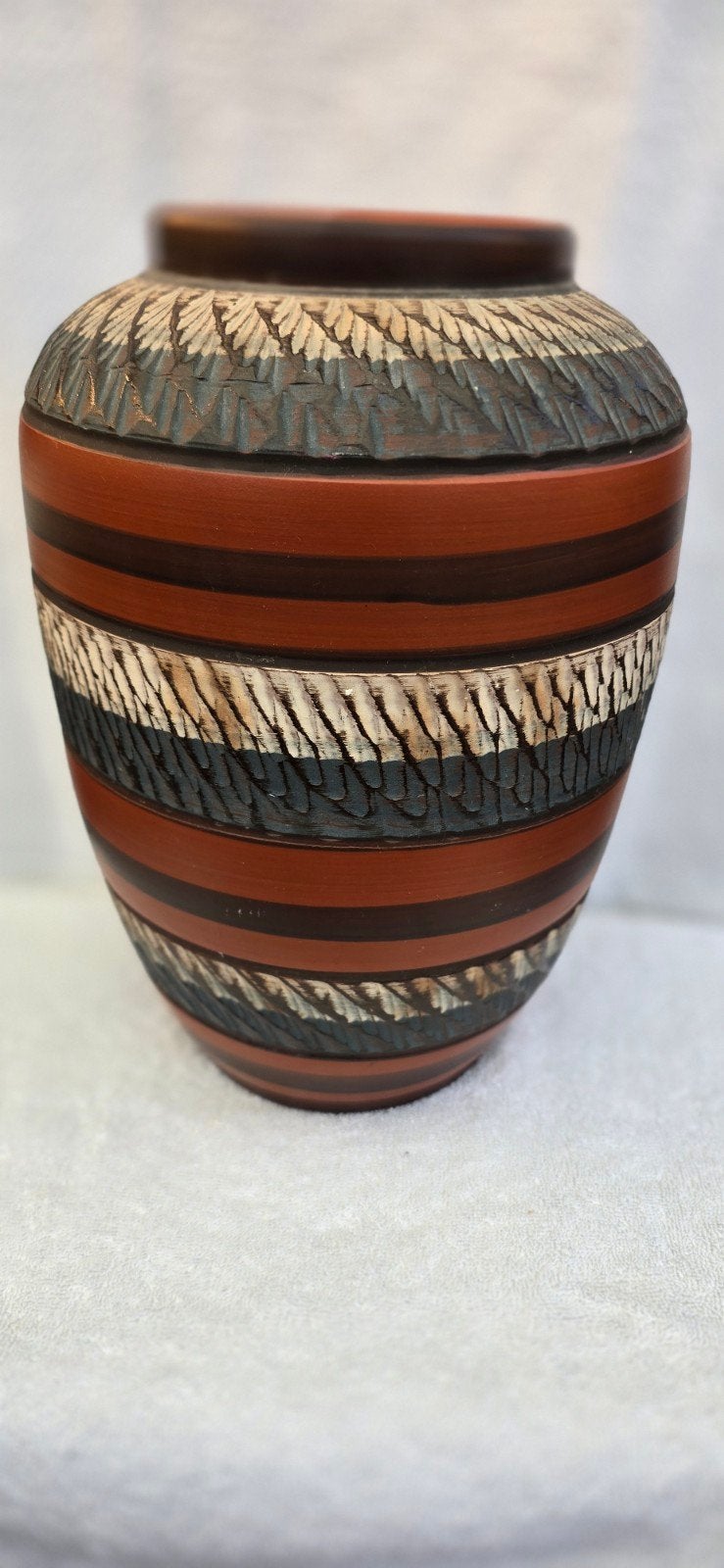 ​Prachtige Vintage WGP Terracotta Sgraffito Vaas (30 cm), Antiek en Kunst, Ophalen of Verzenden