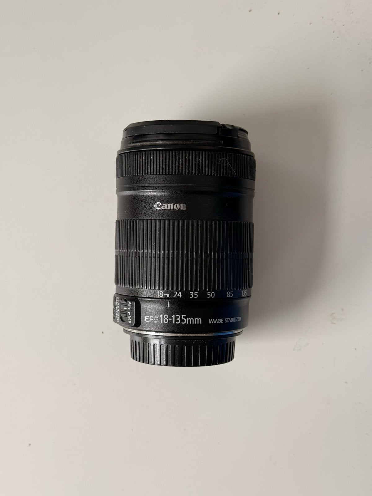 Canon EF-S 18-135mm f/3.5-5.6 IS zoomlens, Gebruikt, Canon, Autofocus, Ophalen of Verzenden