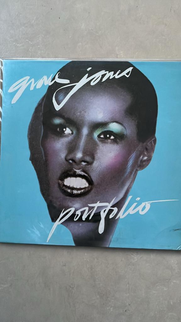 Lp grace jones portfolio, Ophalen of Verzenden, Zo goed als nieuw, 12 inch