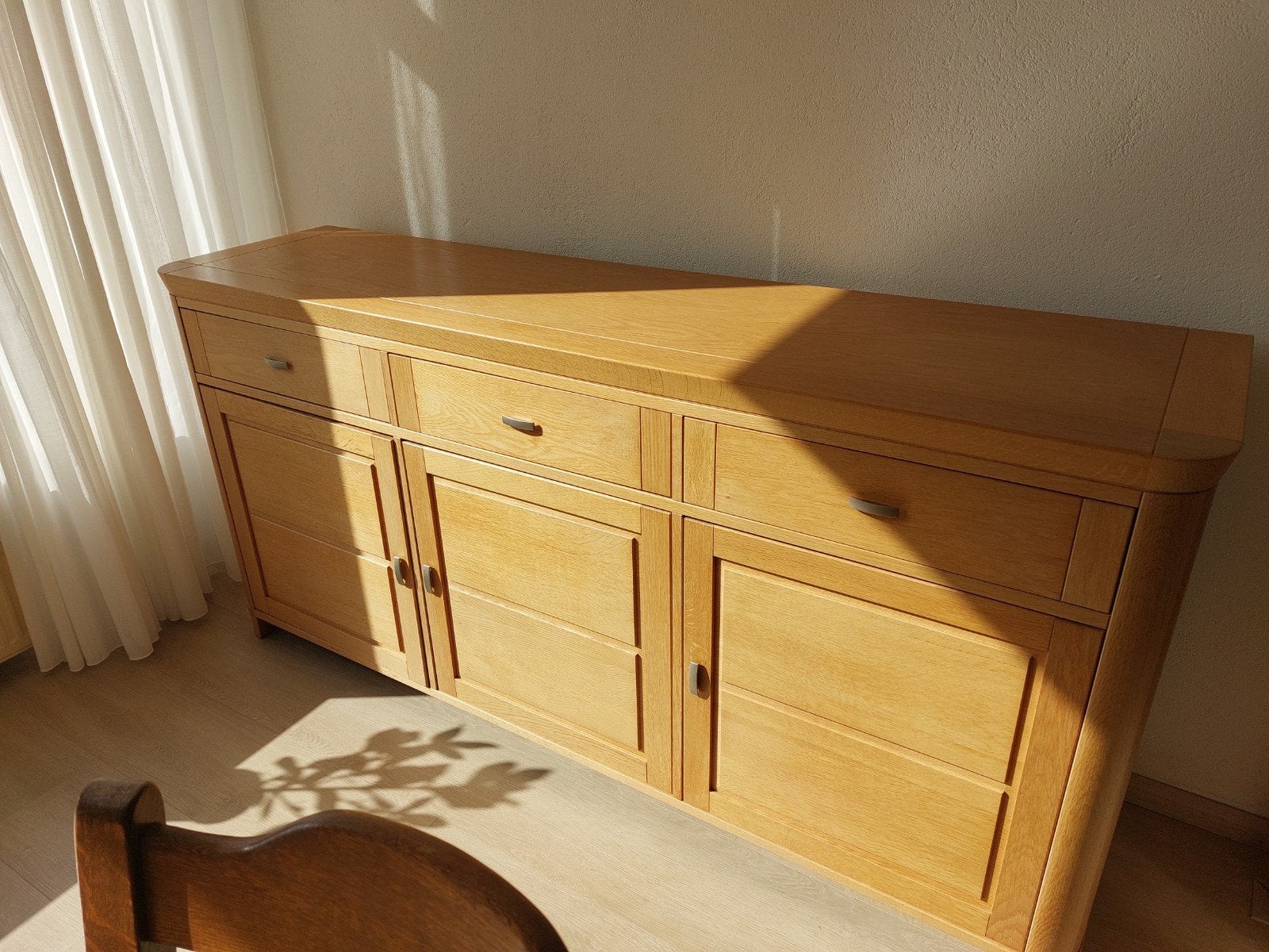 Eikenhouten dressoir met lades en deuren, Huis en Inrichting, Met lade(s), 150 tot 200 cm, Eikenhout, Ophalen of Verzenden