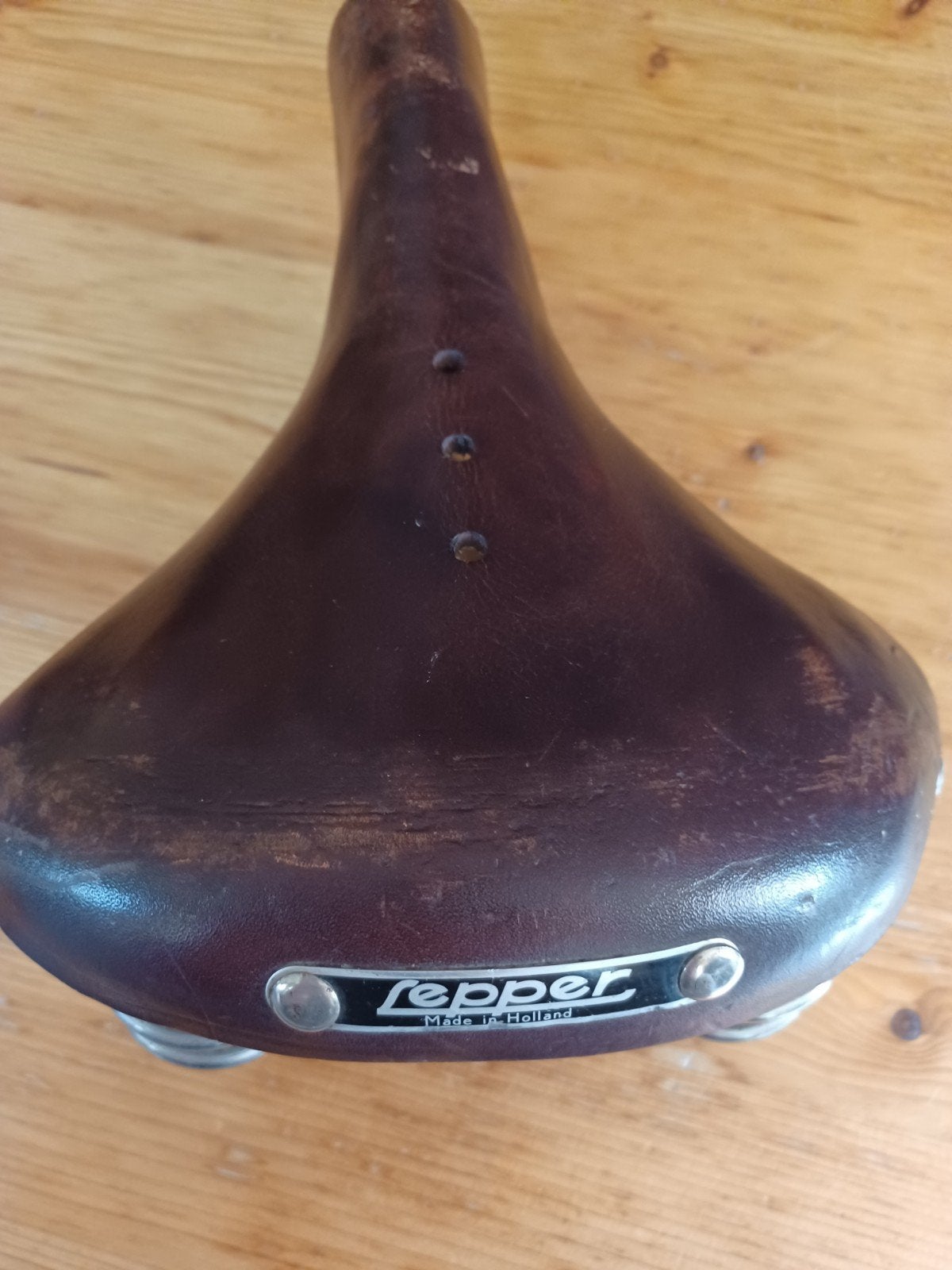 Leren fietszadel met veren - Lepper Made in Holland, Leer, Lepper, Ophalen of Verzenden, Zadel
