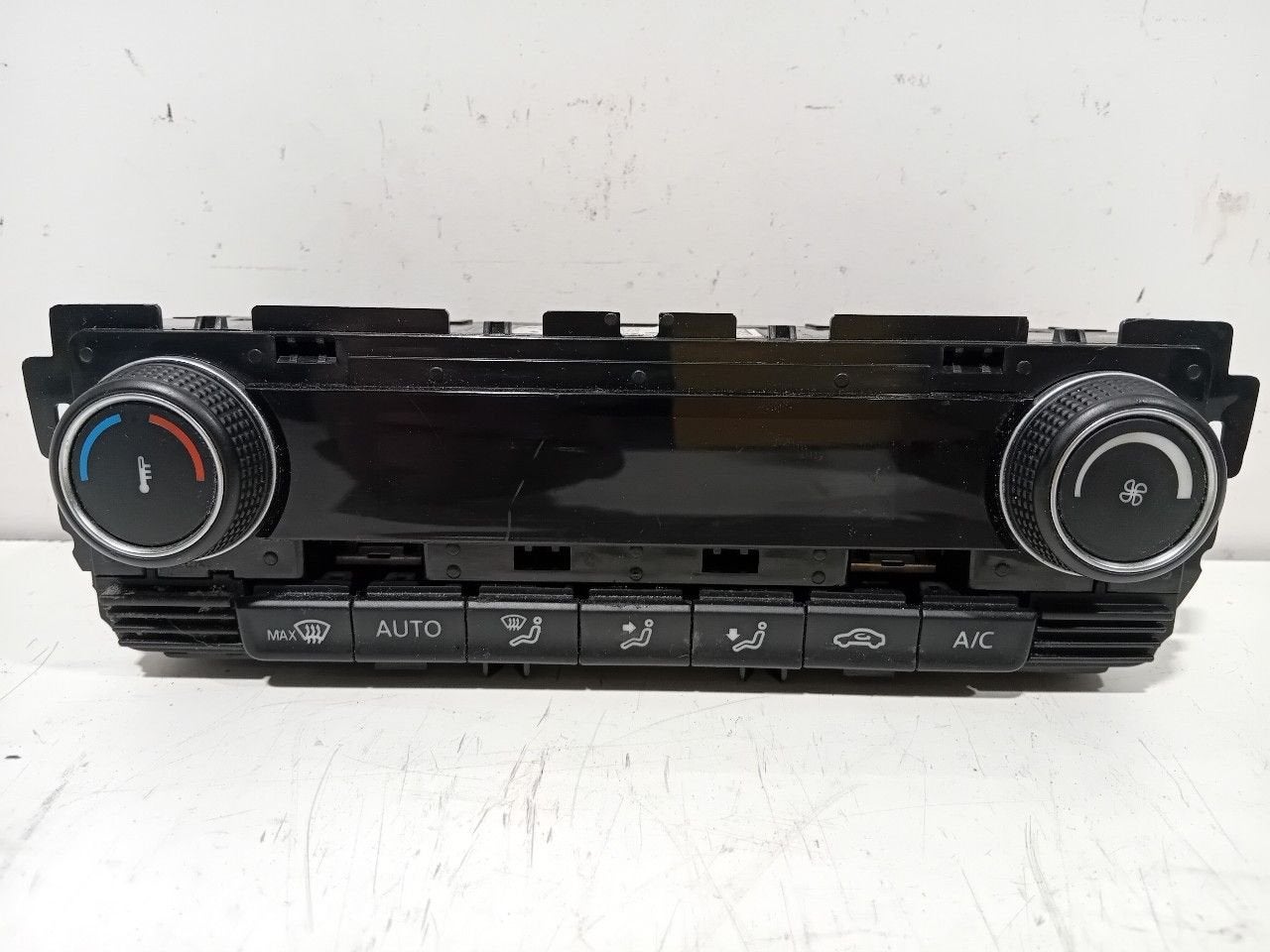 Bedieningspaneel kachel Volkswagen Polo, Auto-onderdelen, Onderdelen@venauto.nl, Van der Ven Autorecycling B.V., Gebruikt, Ettenseweg 76, 4706 PB Roosendaal, The Netherlands