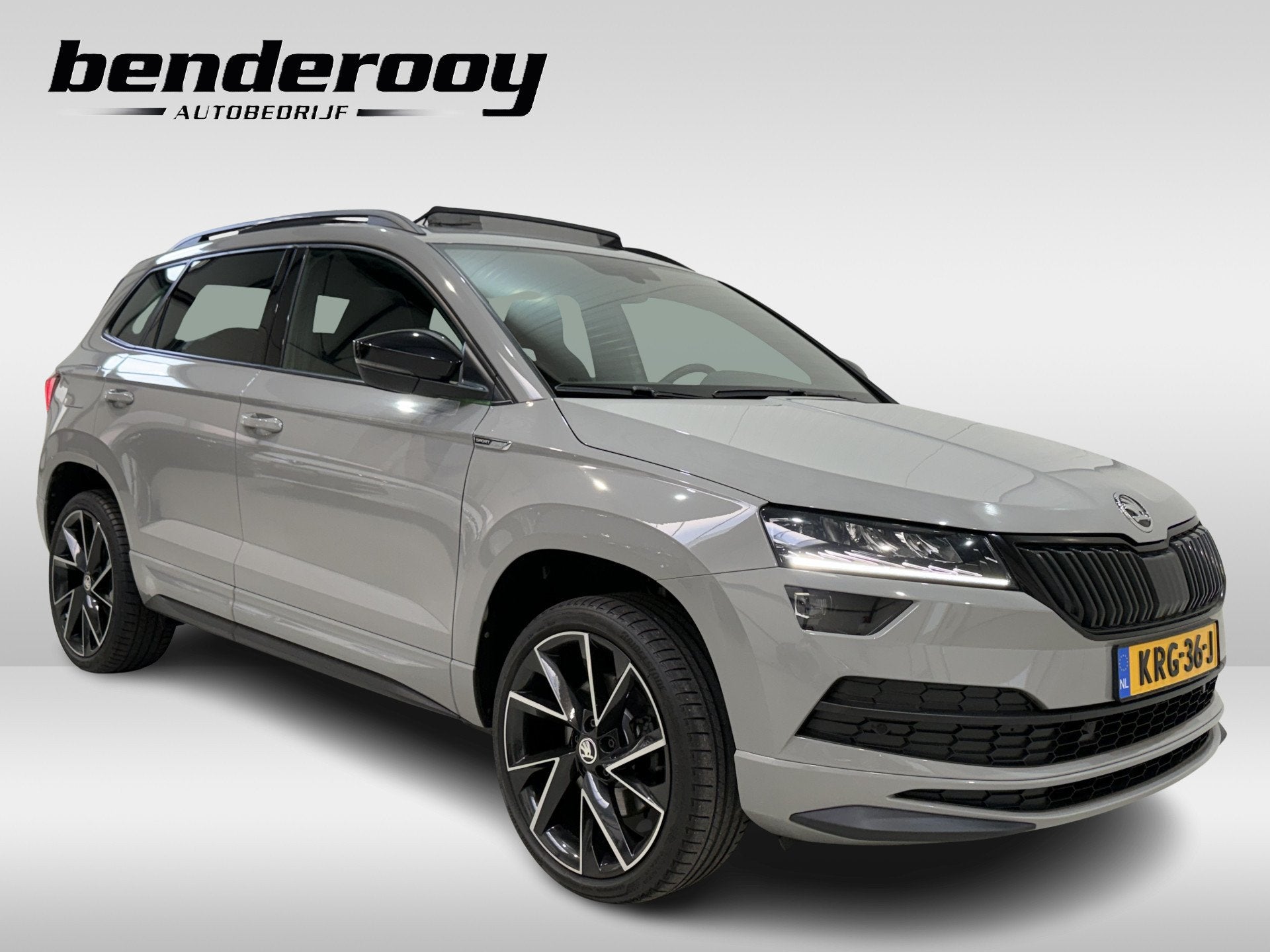 Skoda Karoq 1.5 TSI 150pk ACT DSG Sportline | Pano dak | Acc, Auto's, Dealer onderhouden, Stof, Euro 6, 4 cilinders