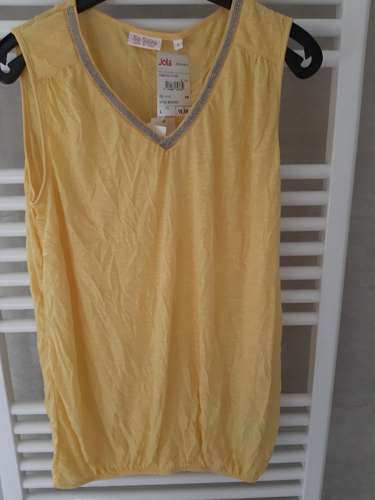 Nieuwe gele top/hemd met V-hals, kreukeleffect, maat: L., Kleding | Dames, Verzenden, Geel, Maat 46/48 (XL) of groter, Nieuw