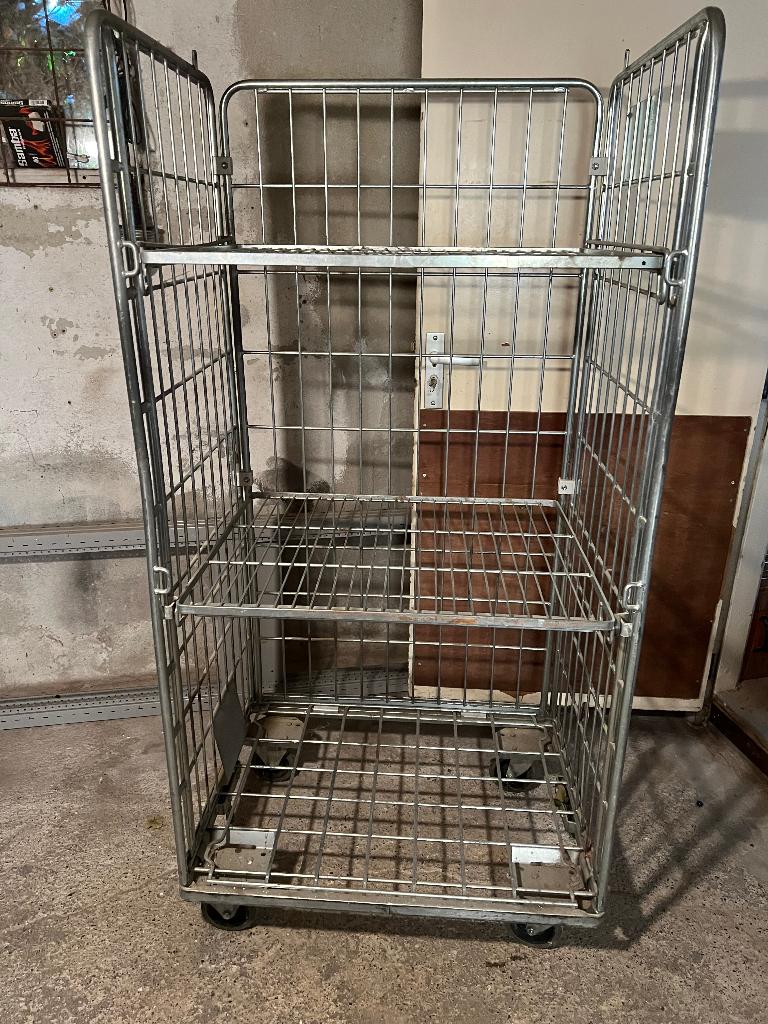 nette gebruikte waskar rolcontainer, Ophalen, Gebruikt