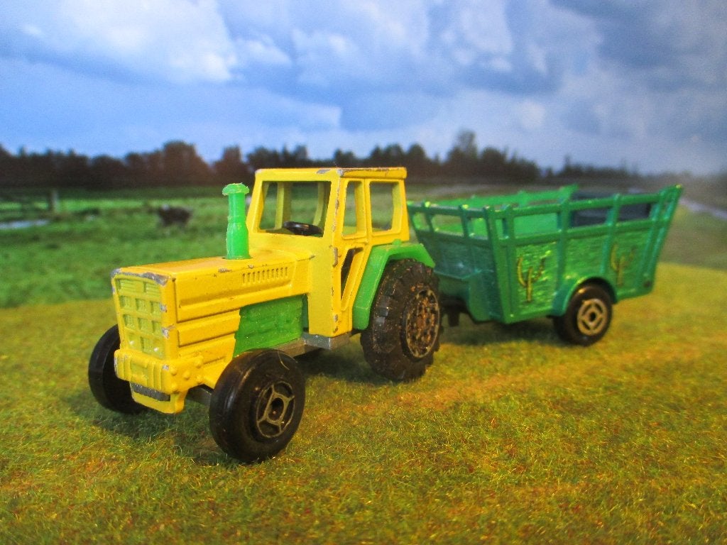 Ford Tractor met aanhangwagen - Majorette, Ophalen of Verzenden, Gebruikt, Auto