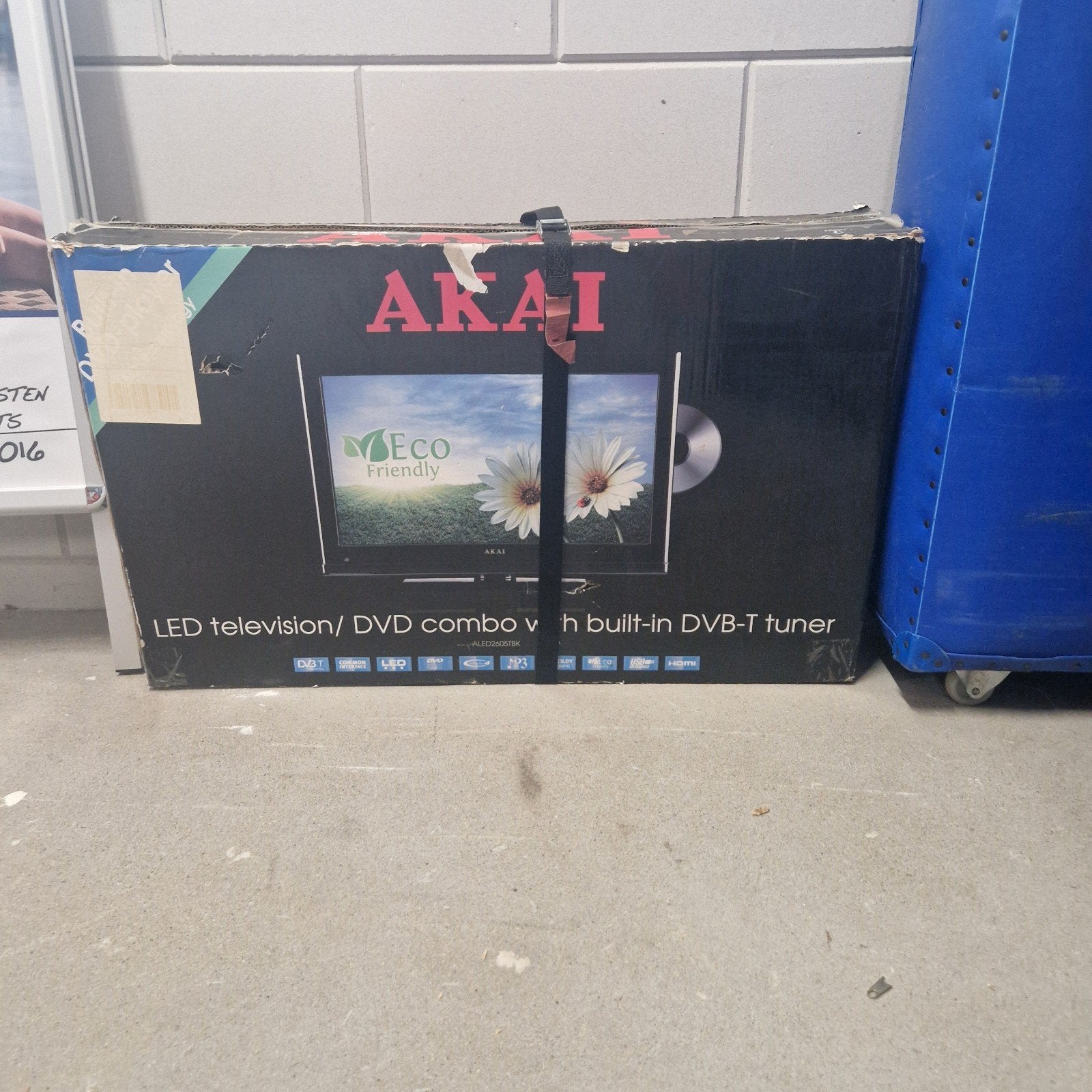 Akai LED TV/DVD Combo met DVB-T tuner - Zo goed als nieuw, LED, HD Ready (720p), Zo goed als nieuw, Minder dan 40 cm
