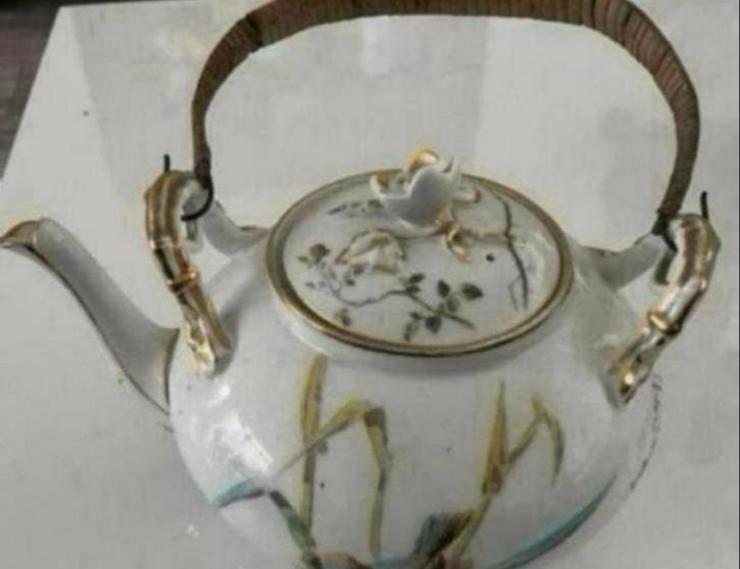 MARIE W.G.& C. Porseleinen Thee/Mokka Pot met Vogeltjes, Ophalen of Verzenden