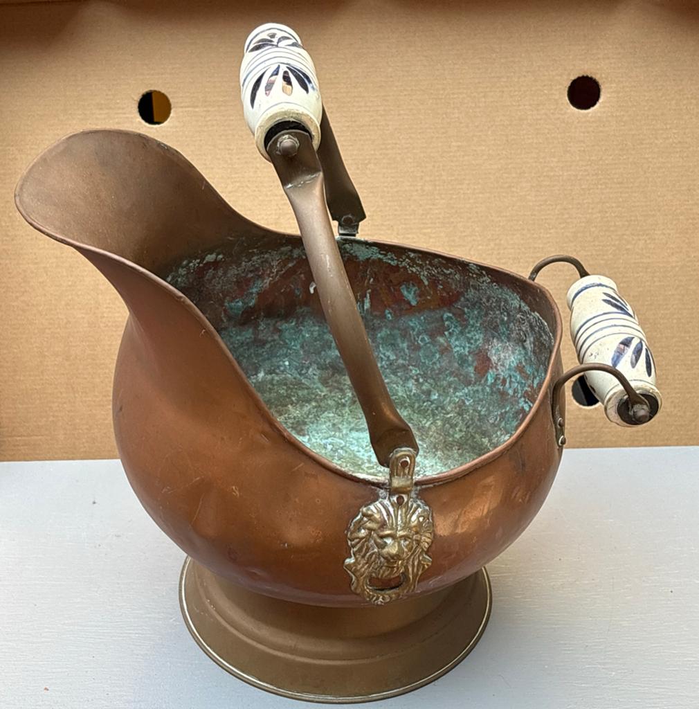 Antieke Koperen Kolenemmer met Porseleinen Handvatten, Antiek en Kunst, Antiek | Koper en Brons, Ophalen of Verzenden, Koper