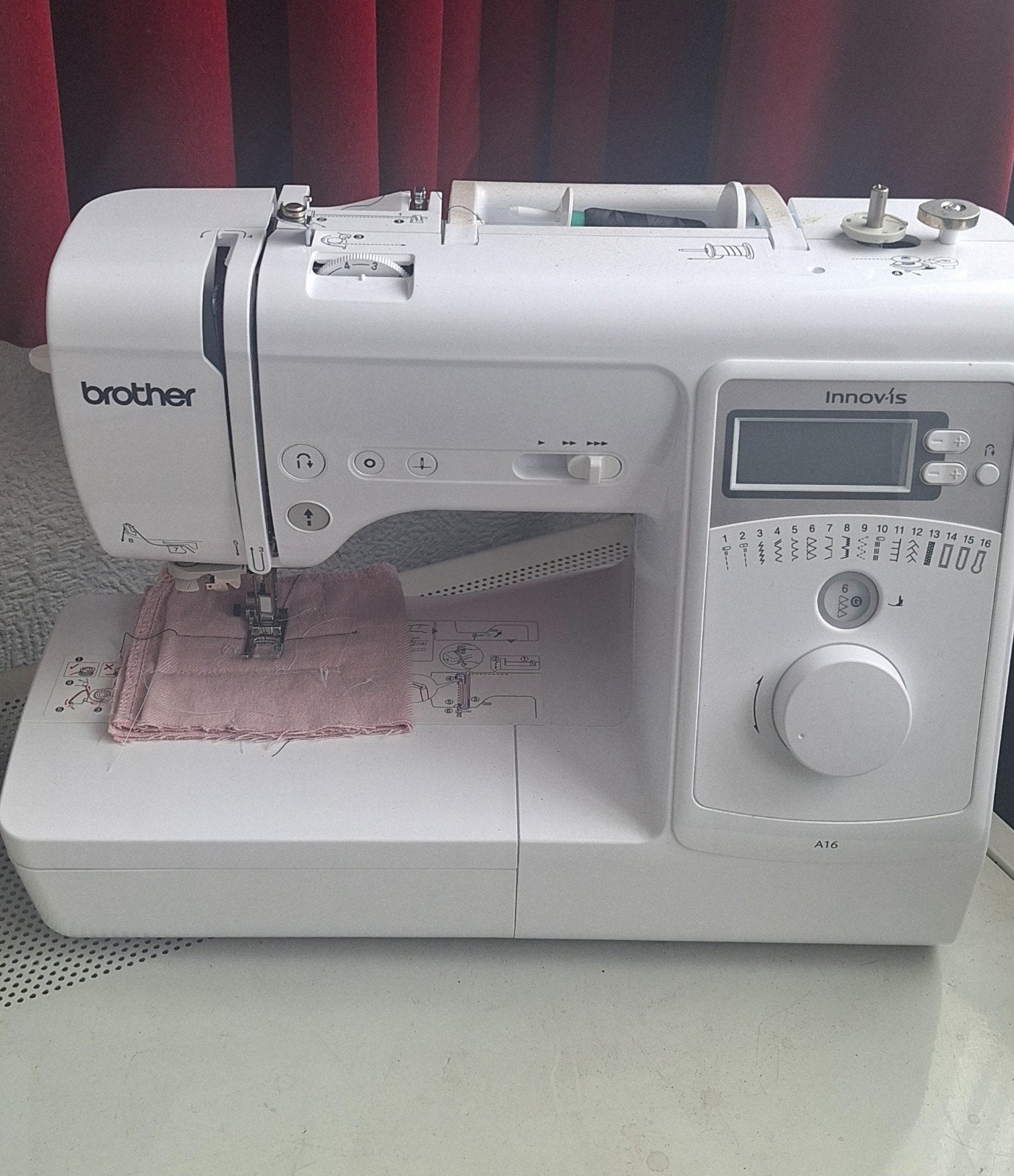 Brother Innov-is A16 Naaimachine - Zo goed als nieuw, Hobby en Vrije tijd, Naaimachines en Toebehoren, Ophalen, Zo goed als nieuw