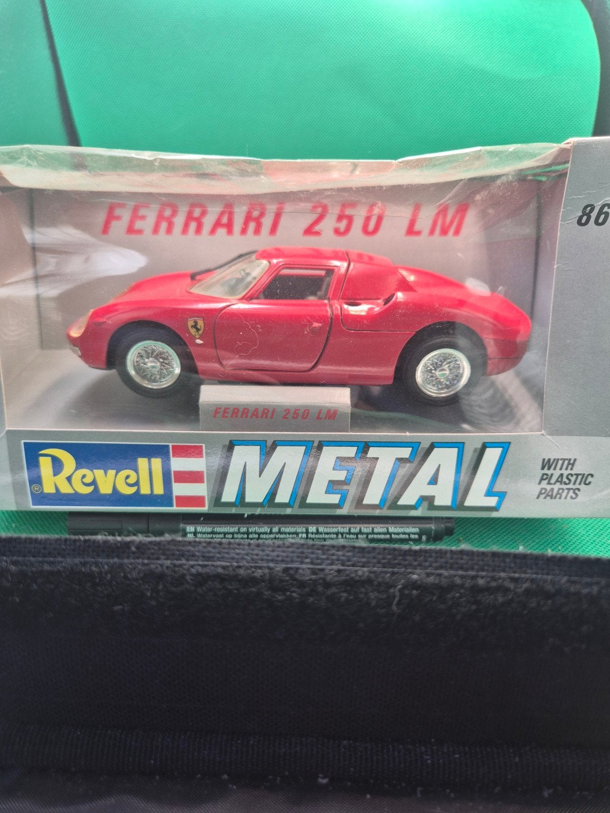 459 Ferrari 250 Lm 1/24 Revell, Ophalen of Verzenden, Zo goed als nieuw