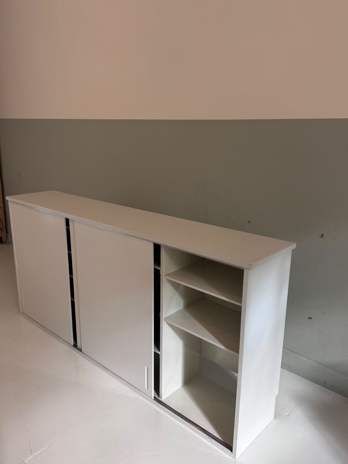 kast met schuifdeuren en planken, Ophalen, Gebruikt