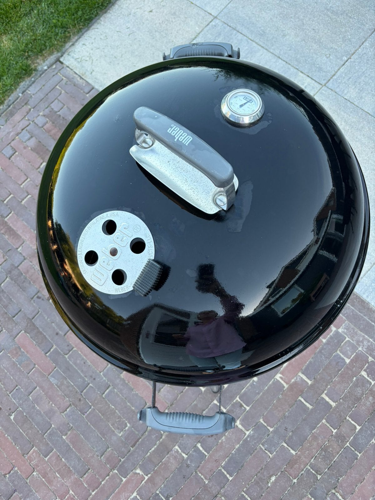 Weber kettle 57 cm houtskool barbecue, Ophalen, Zo goed als nieuw