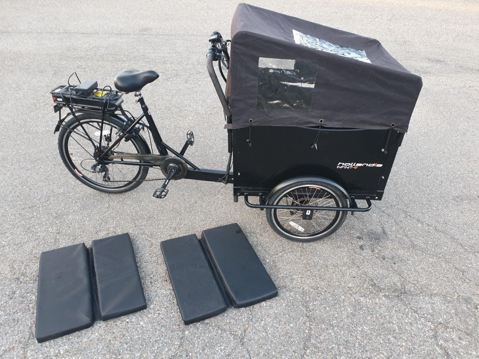 Elektrische bakfiets, Ophalen, Zo goed als nieuw, 4 kinderen of meer