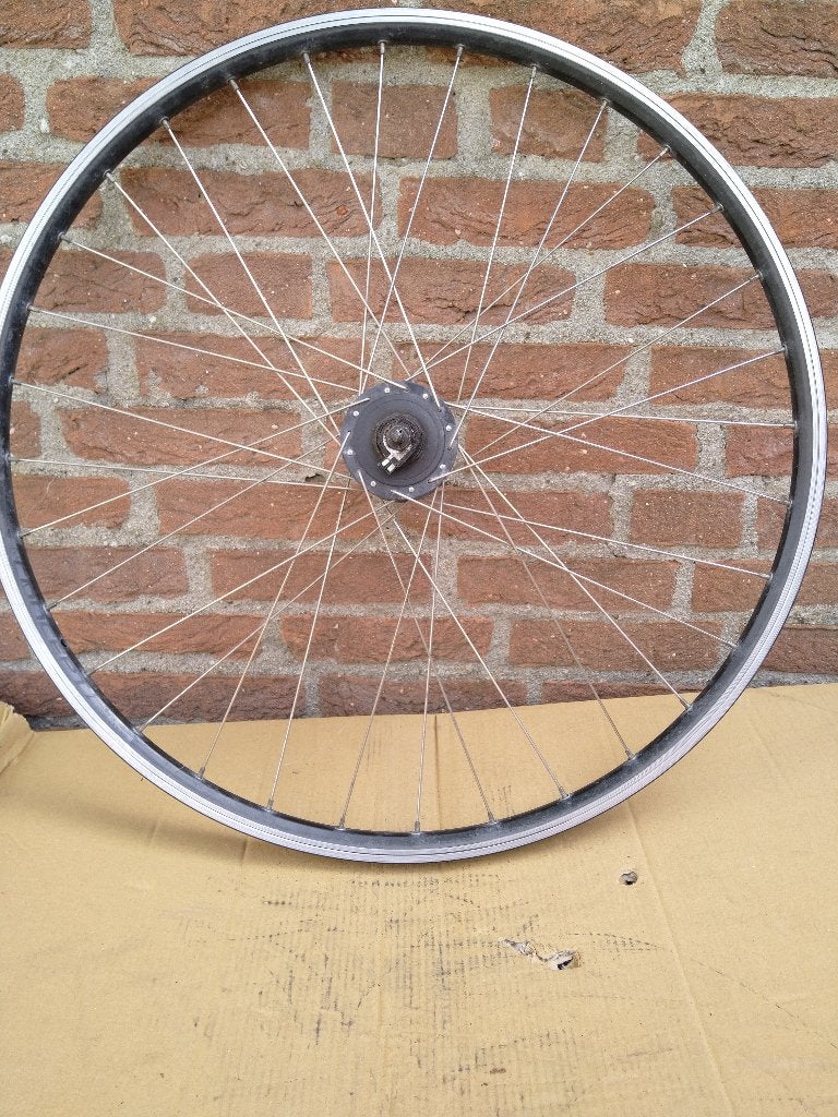 Voorwiel met naafdynamo 622x 19c €41,-, Gebruikt, Onbekend, Ophalen of Verzenden, Onbekend