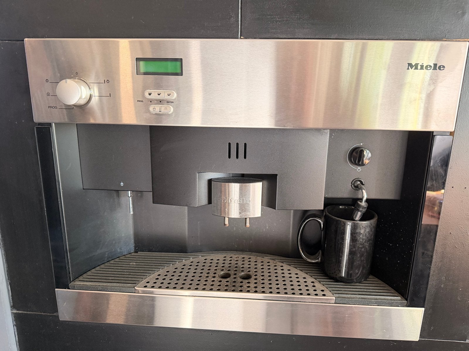 Miele CVA 620 Volautomatisch Inbouw Koffieapparaat, Gebruikt, 10 kopjes of meer, Koffiemachine, Gemalen koffie