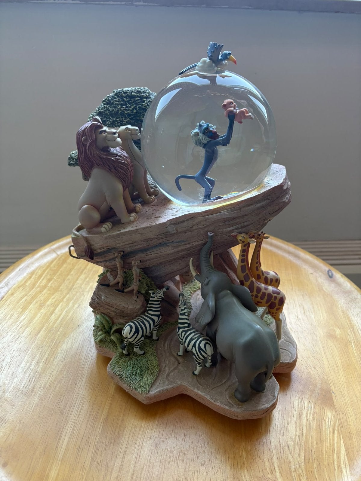 Disney Leeuwenkoning Sneeuwbol met Simba, Mufasa en meer, Verzamelen, Ophalen of Verzenden, Leeuwenkoning of Jungle Boek, Zo goed als nieuw