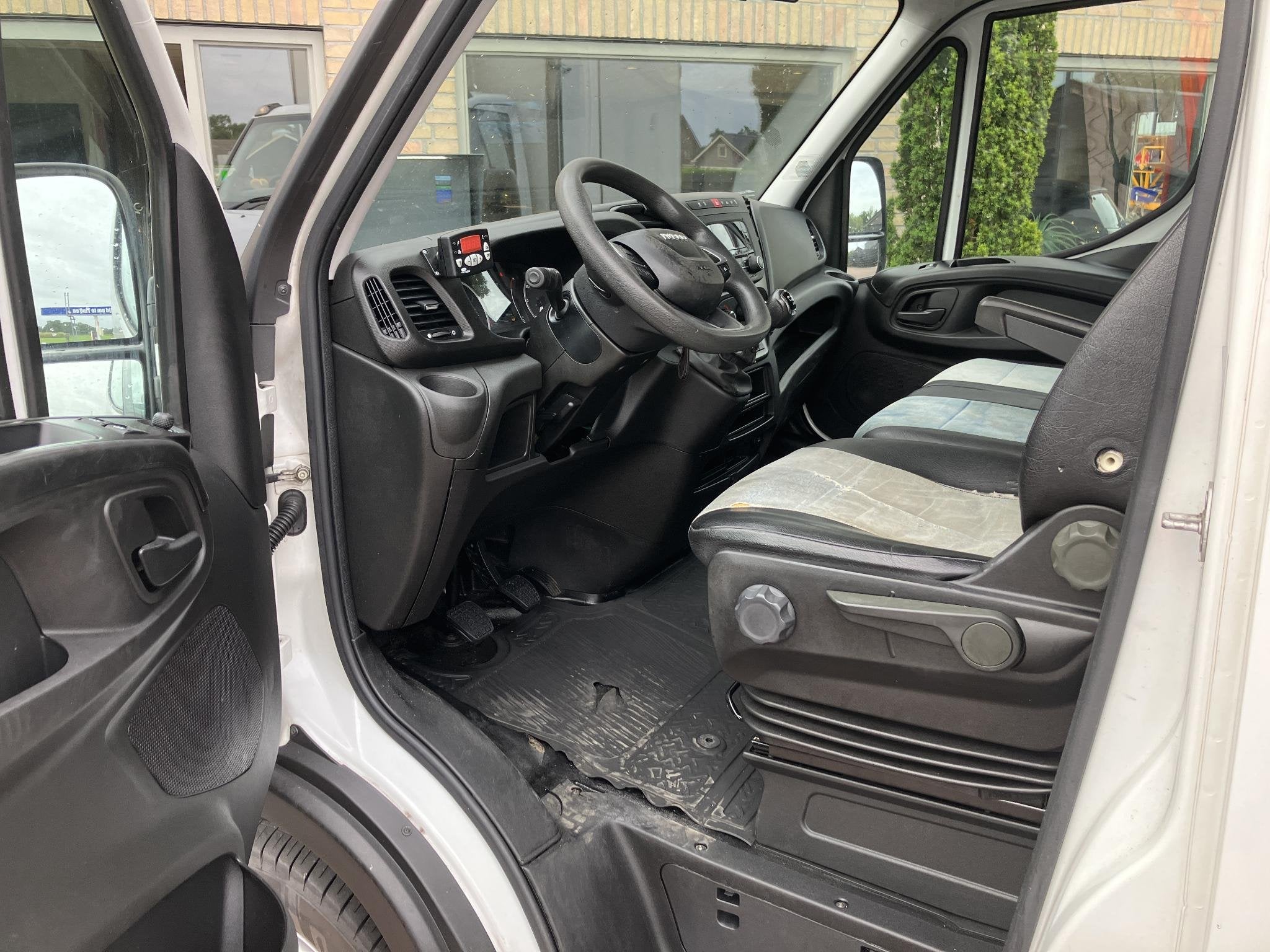 Iveco Daily 35C14H 2.3 345 | Koelwagen | Carrier | Handel/Ex, Auto's, Gebruikt, Euro 6, Iveco, Wit