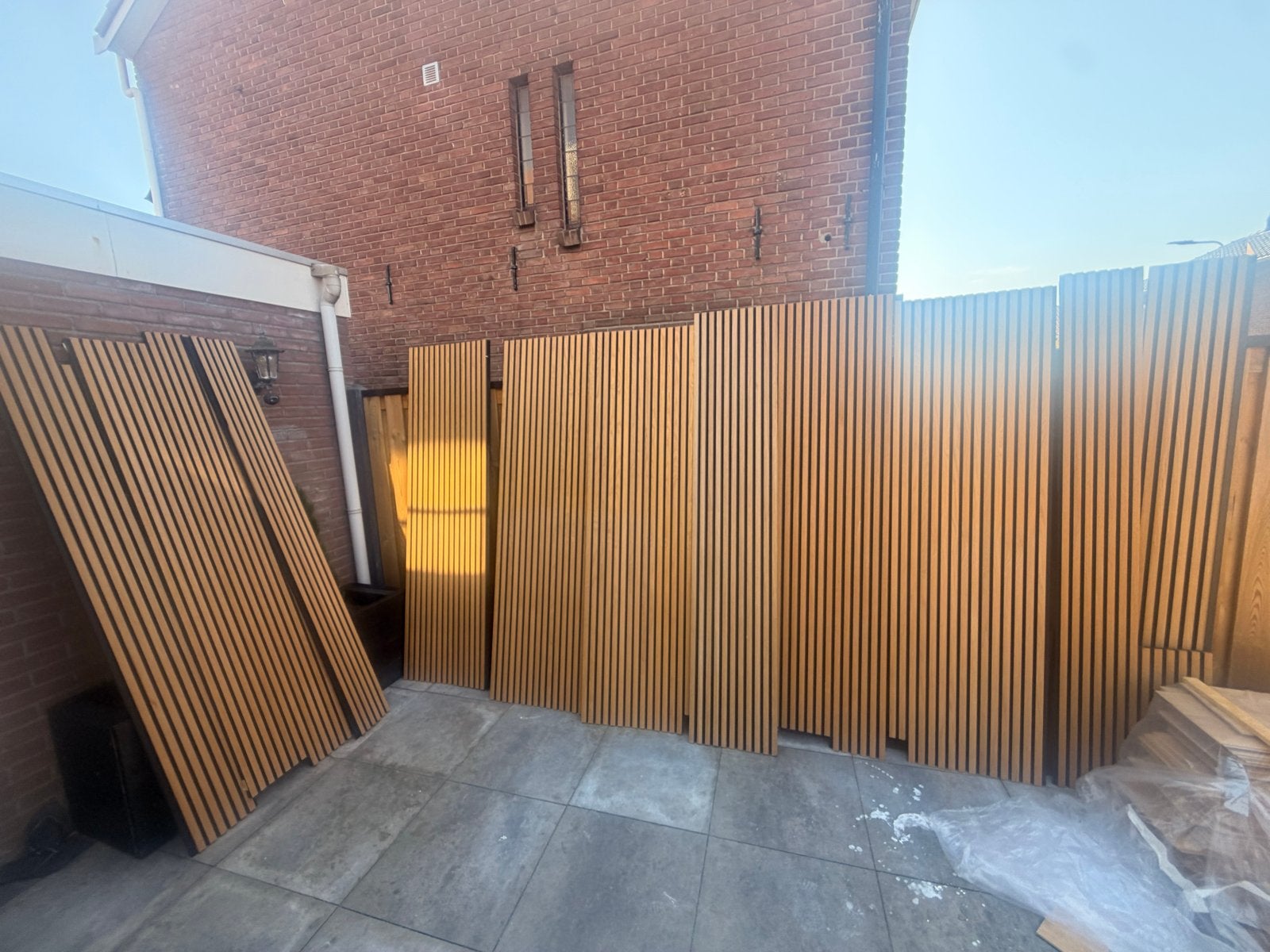 Wandpanelen - 5 meter breed, 2.10m hoog (deels 2m), Huis en Inrichting, Ophalen, Gebruikt, Hout, Wandbord of Wandpaneel