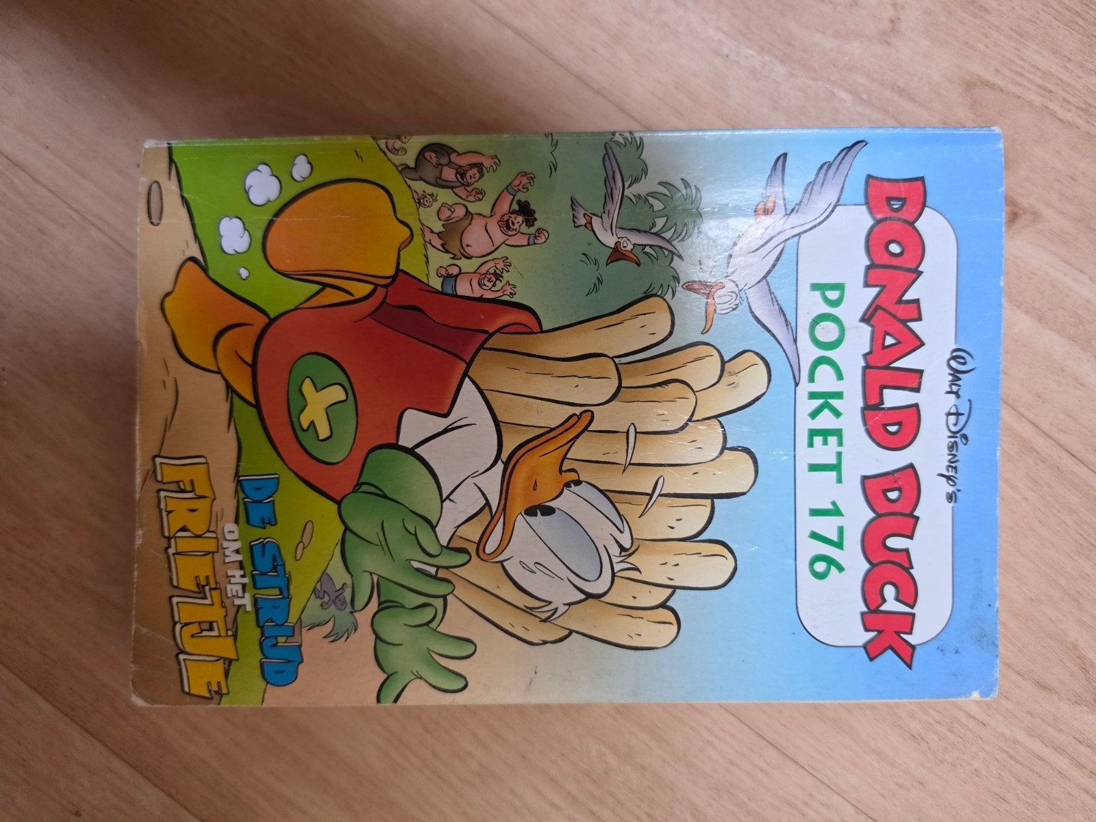 Donald Duck Pocket 176: De Strijd om het Frietje, Eén stripboek, Ophalen of Verzenden, Gelezen, Walt Disney
