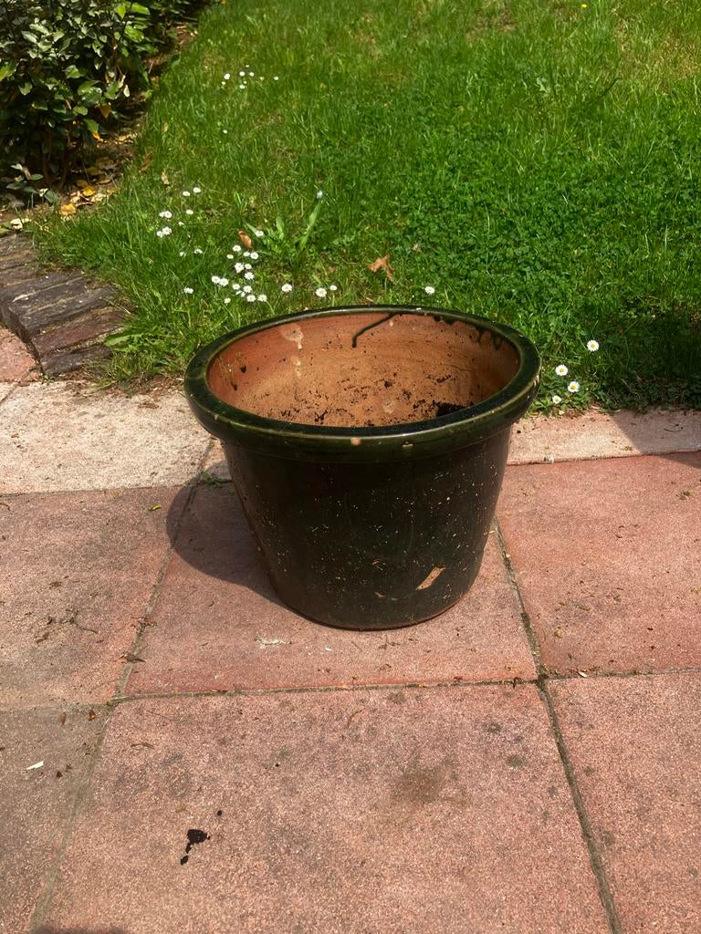 2 gebruikte bloempotten voor tuin of balkon, Tuin en Terras, Bloembakken en Plantenbakken, Ophalen, Minder dan 30 cm, Rond, Zo goed als nieuw