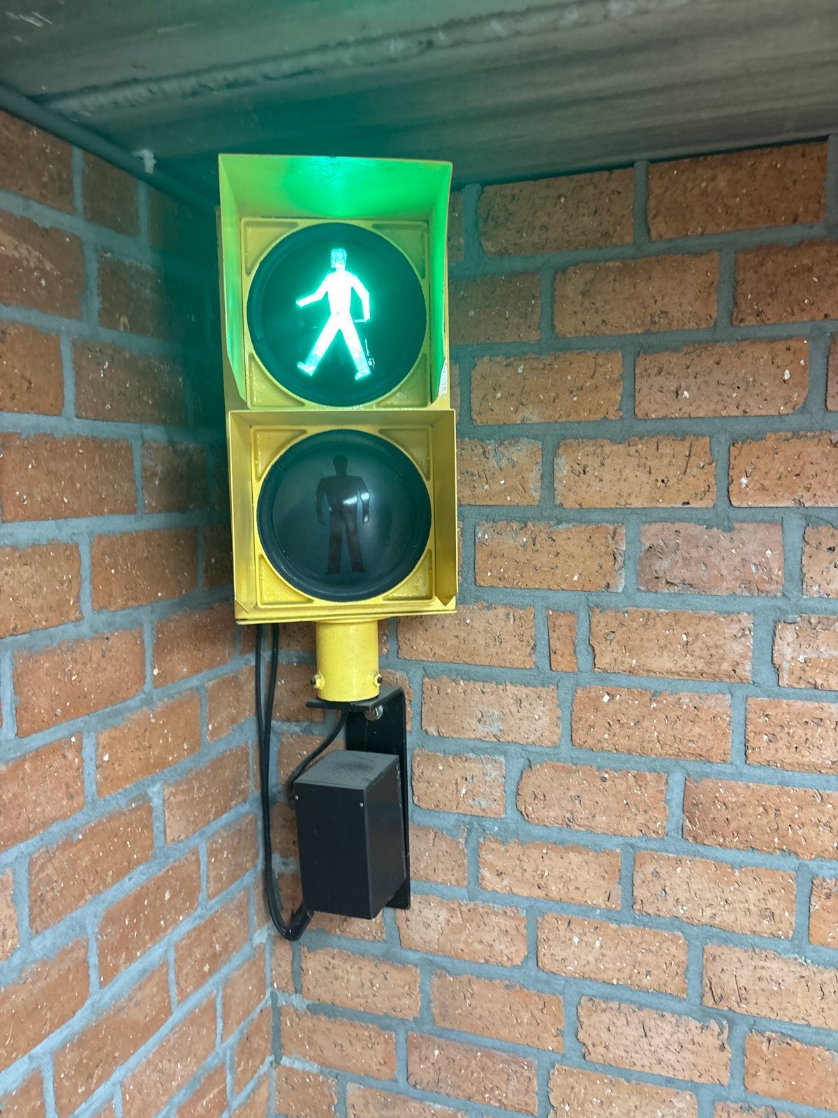 Stoplicht/ voetgangerslicht, Ophalen