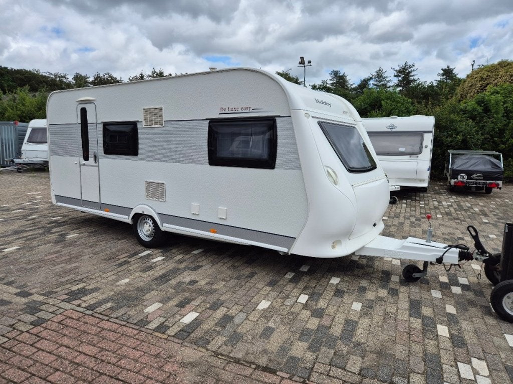 Hobby 490 KMF BJ. 2014 Stapelbed 3 pers., Caravans en Kamperen, Schokbreker, Hobby, Dwarsbed, Bedrijf