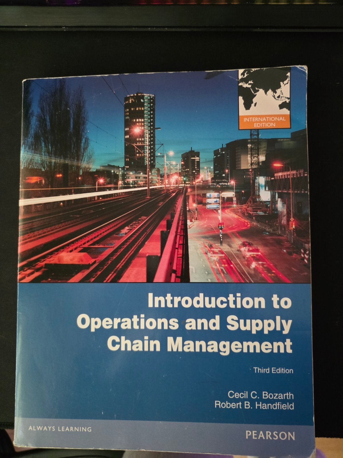 Introduction to Operations and Supply Chain Management, Cecil C. Bozarth, Robert B. Handfield, Zo goed als nieuw, Gamma, HBO