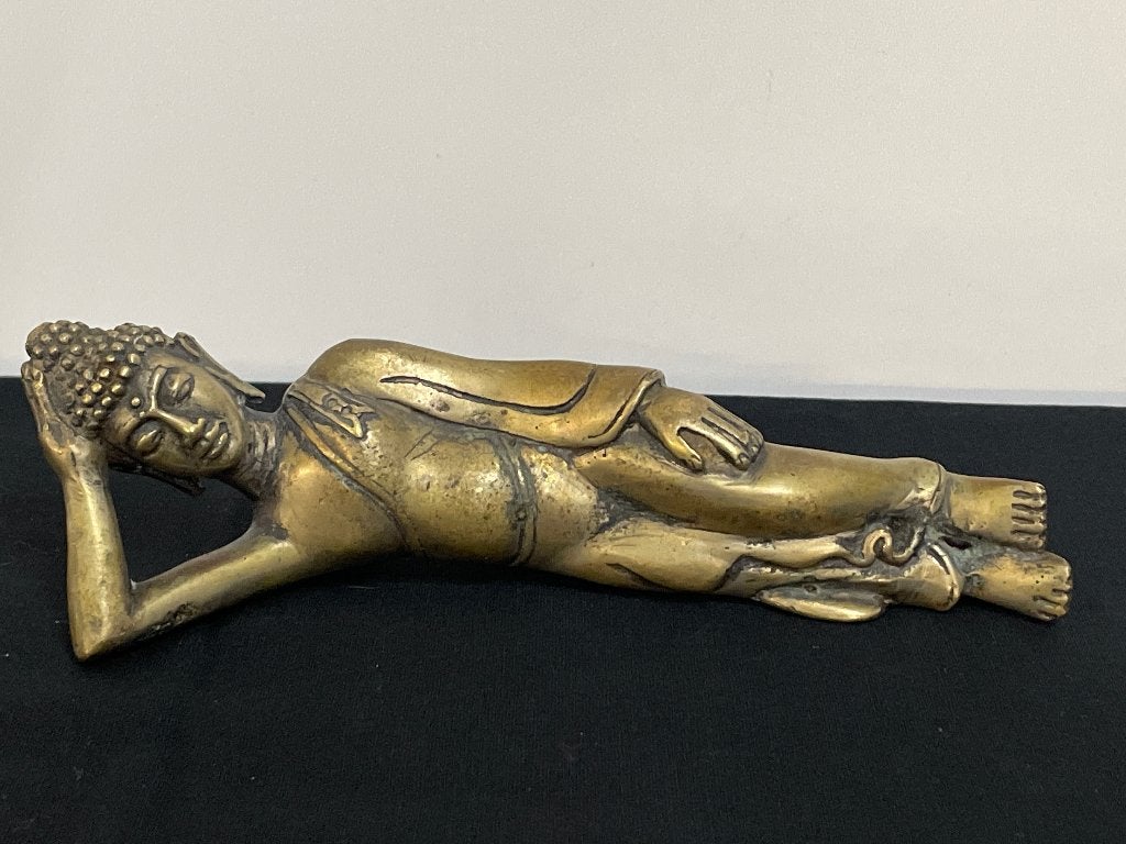 Liggende oude decoratieve boudha, Ophalen of Verzenden, Gebruikt, Overige materialen