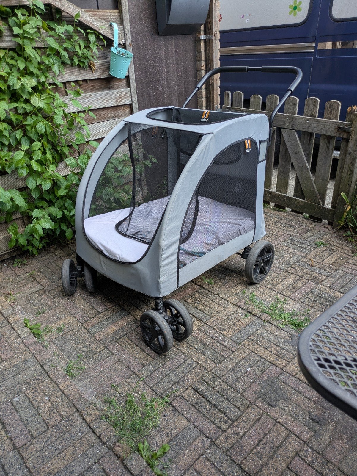 mooie grote honden wandelwagen/ honden buggy, Dieren en Toebehoren, Honden-accessoires, Ophalen of Verzenden, Gebruikt, Hondenbuggy