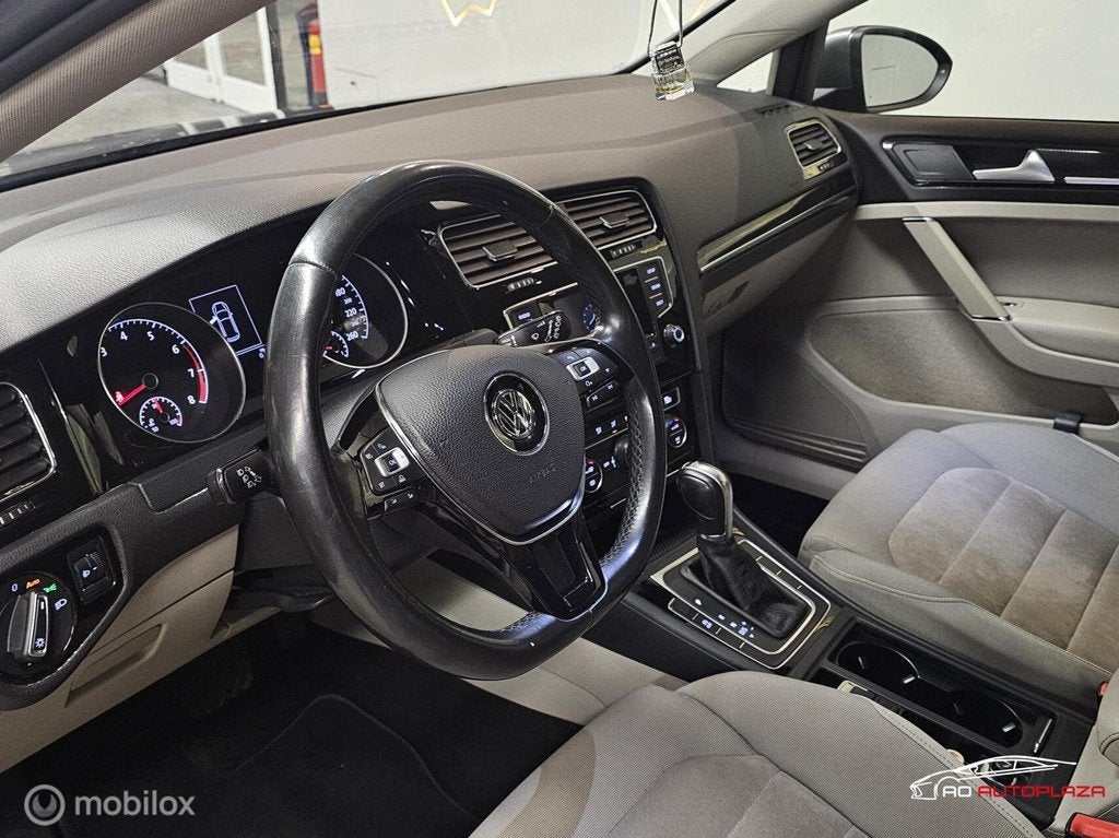 Volkswagen Golf 1.2 TSI Highline DSG Climate control/NAP, Auto's, Euro 5, 4 cilinders, 49 €/maand, Origineel Nederlands