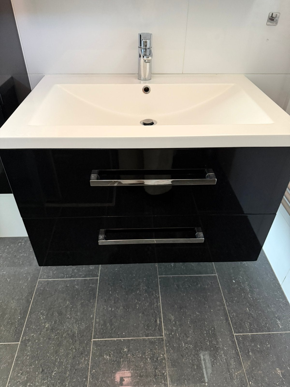 Badkamer meubel zwat hoogglans, (Half)hoge kast, Gebruikt, Minder dan 100 cm, 25 tot 50 cm
