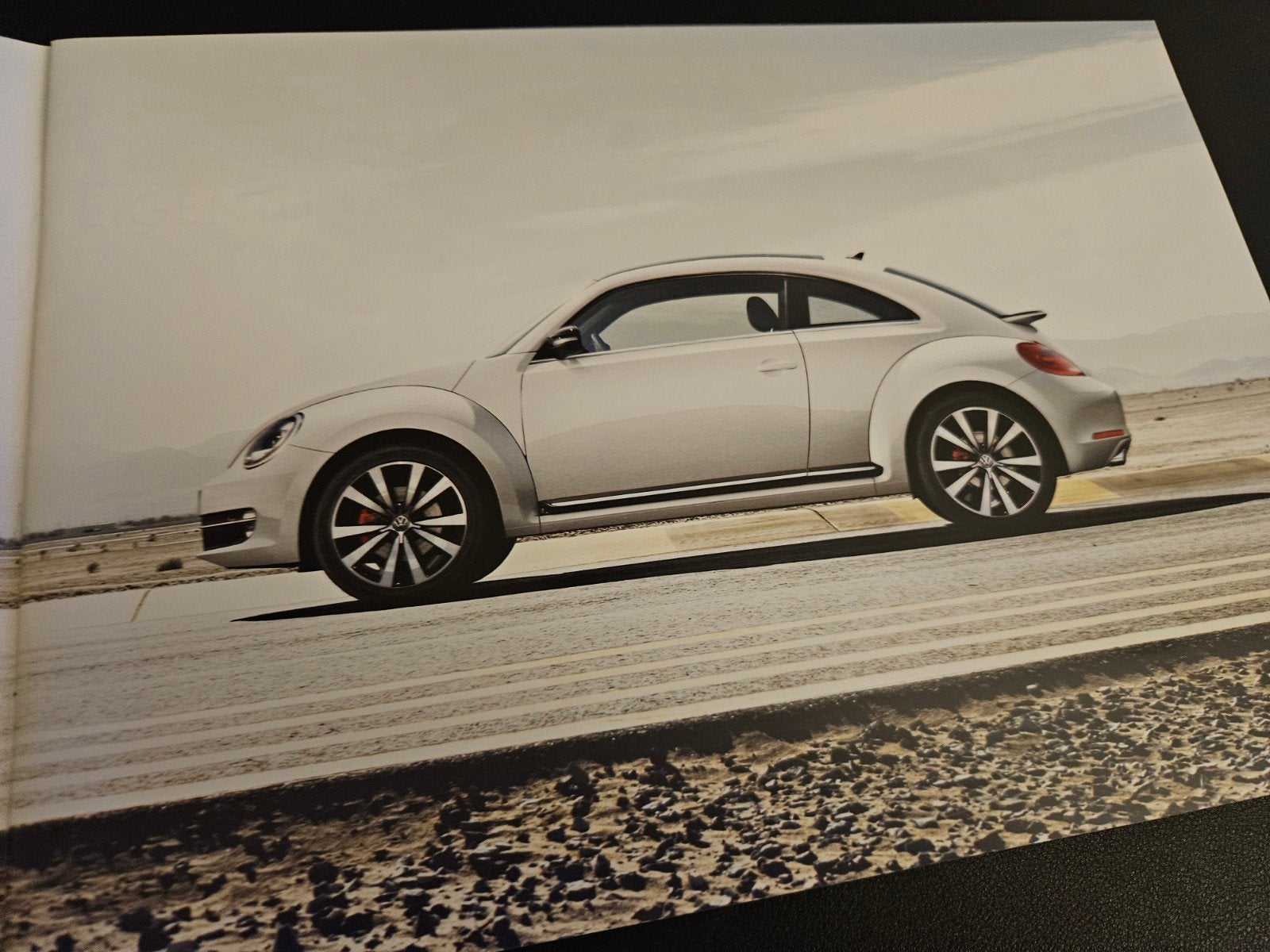 Brochure Volkswagen Beetle & Beetle Cabrio 2013, Ophalen of Verzenden, Zo goed als nieuw, Volkswagen