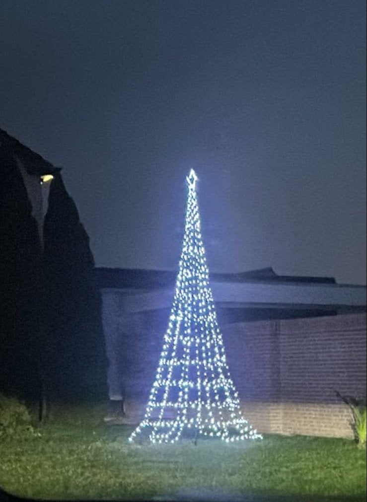 Led kerstboom zo goed als nieuw 4 meter hoog, Ophalen of Verzenden, Zo goed als nieuw