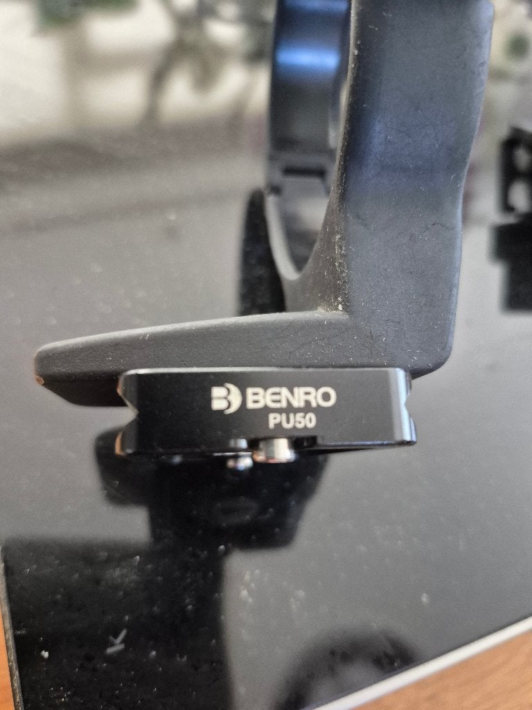 Benro PU50 Snelkoppelingsplaat met universele Statiefgondel, Ophalen, Zo goed als nieuw, Minder dan 150 cm, Overige typen