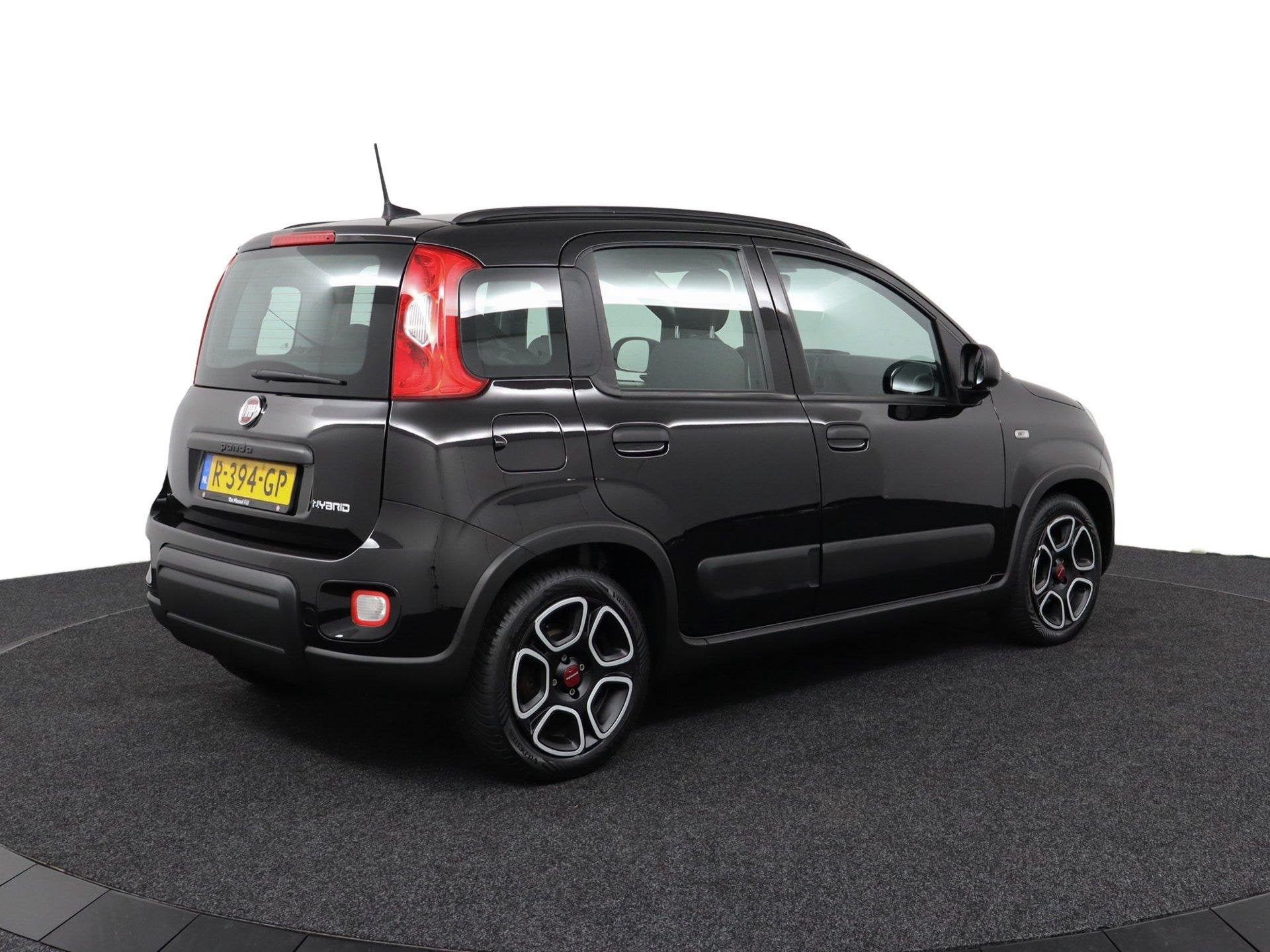 Fiat Panda 1.0 Hybrid City Life | Airco | Bluetooth telefoon, Auto's, Voorwielaandrijving, Stof, Panda, Zwart