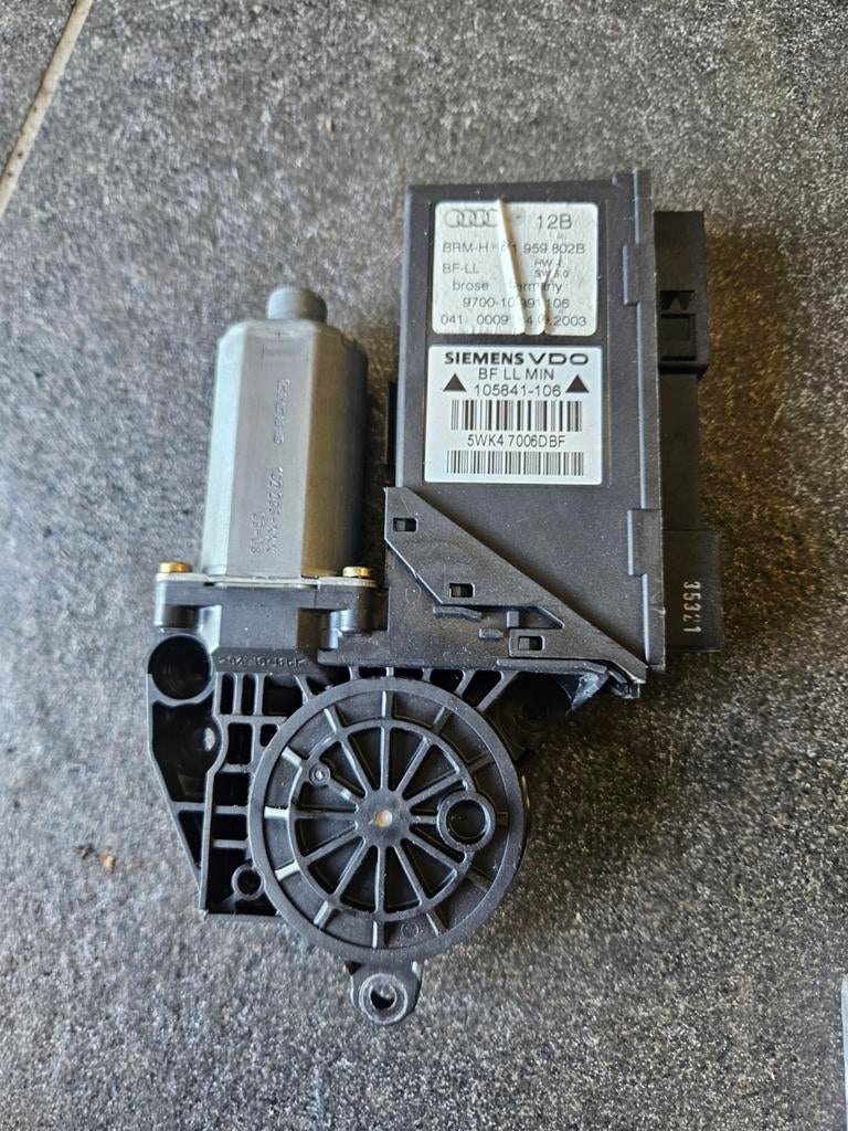 Audi A4 B6 Ruitmotor met Deurmodule 8E1 959 802B, Ophalen of Verzenden, Gebruikt, Audi