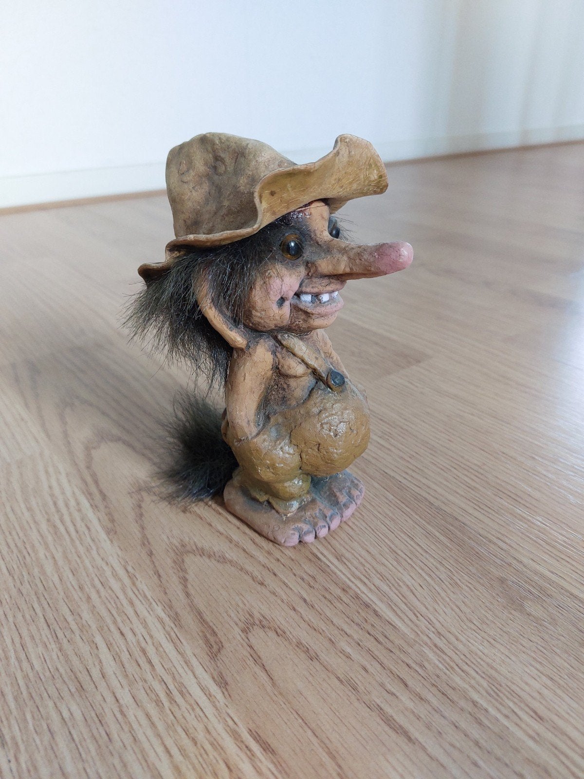 Originele Nyform trol uit Noorwegen - Handgeschilderd, 17 cm, Ophalen of Verzenden, Gebruikt