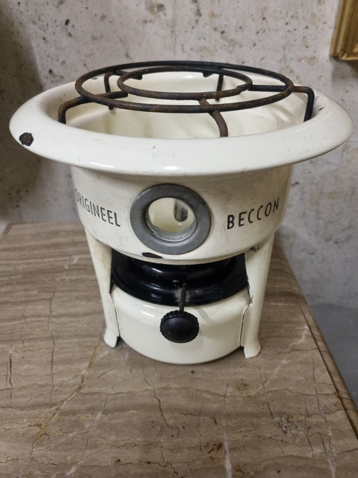 Witte Beccon petroleumstel, Ophalen of Verzenden