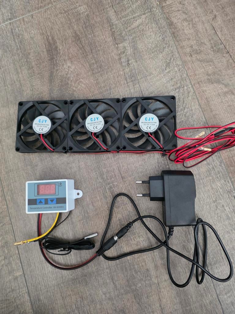 FLUISTERSTILLE koelkast ventilatoren, Caravans en Kamperen, Caravan accessoires, Ophalen