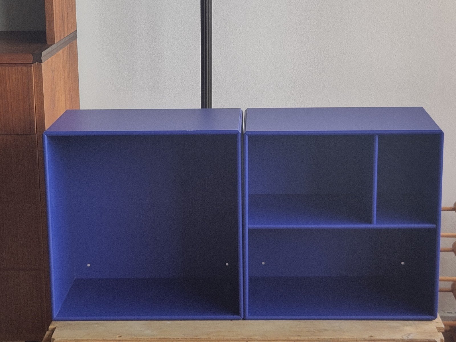 Scandinavische kastje Montana Mini 1002 Peter J Lassen kast, Scandi Scandinavisch modern design, Met plank(en), Minder dan 50 cm