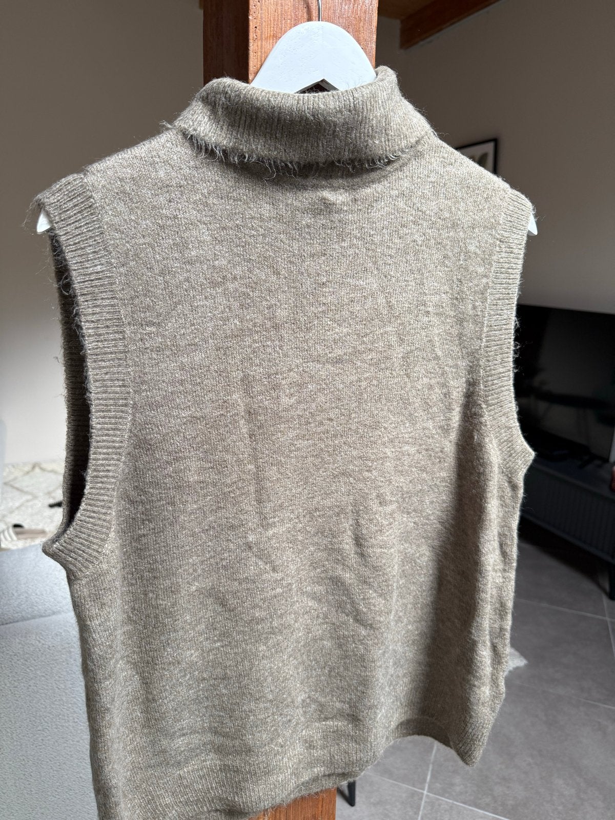 Hema coltrui mouwloos maat L, Ophalen of Verzenden, Zo goed als nieuw, Maat 42/44 (L), Beige