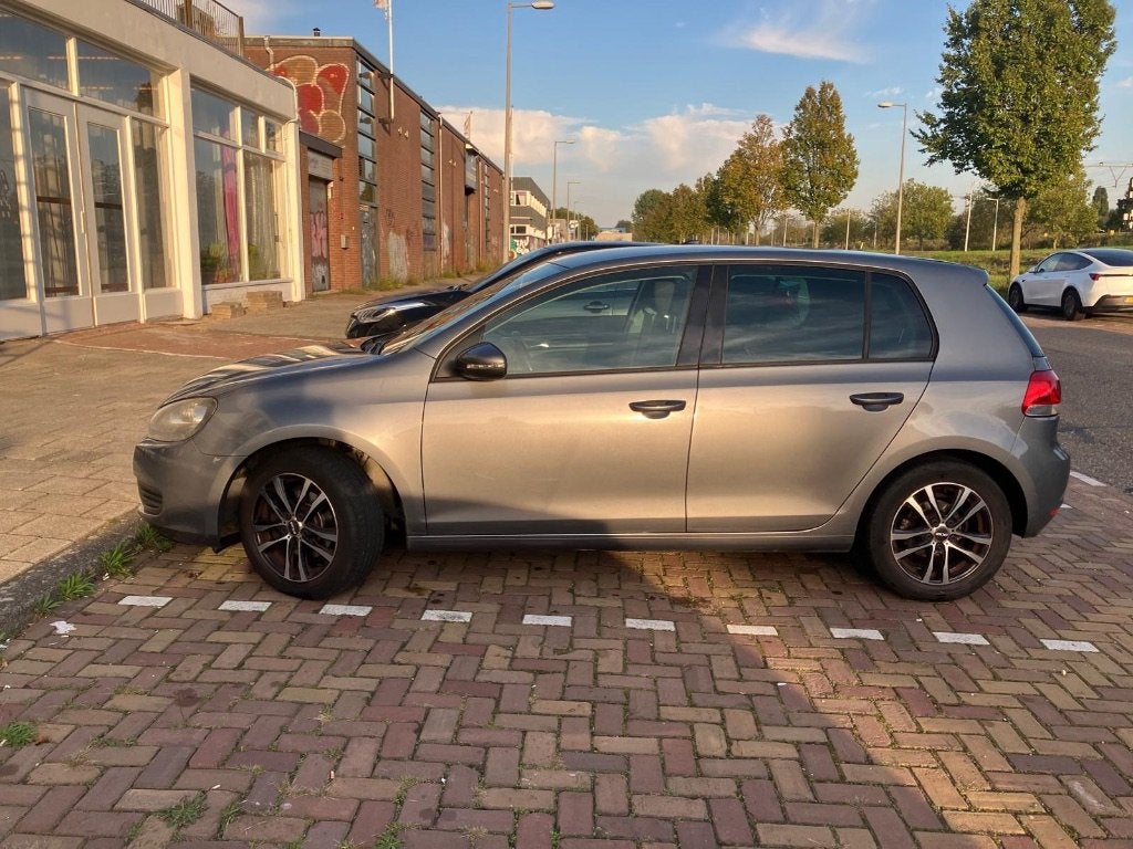 Volkswagen Golf 1.2 TSI 77KW 5D 2011 Grijs, Voorwielaandrijving, Stof, 4 cilinders, 610 kg