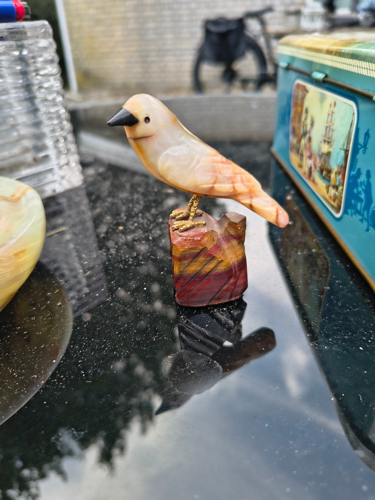 Stenen vogeltje - Handgemaakt decoratief beeldje, Ophalen of Verzenden, Gebruikt, Dier