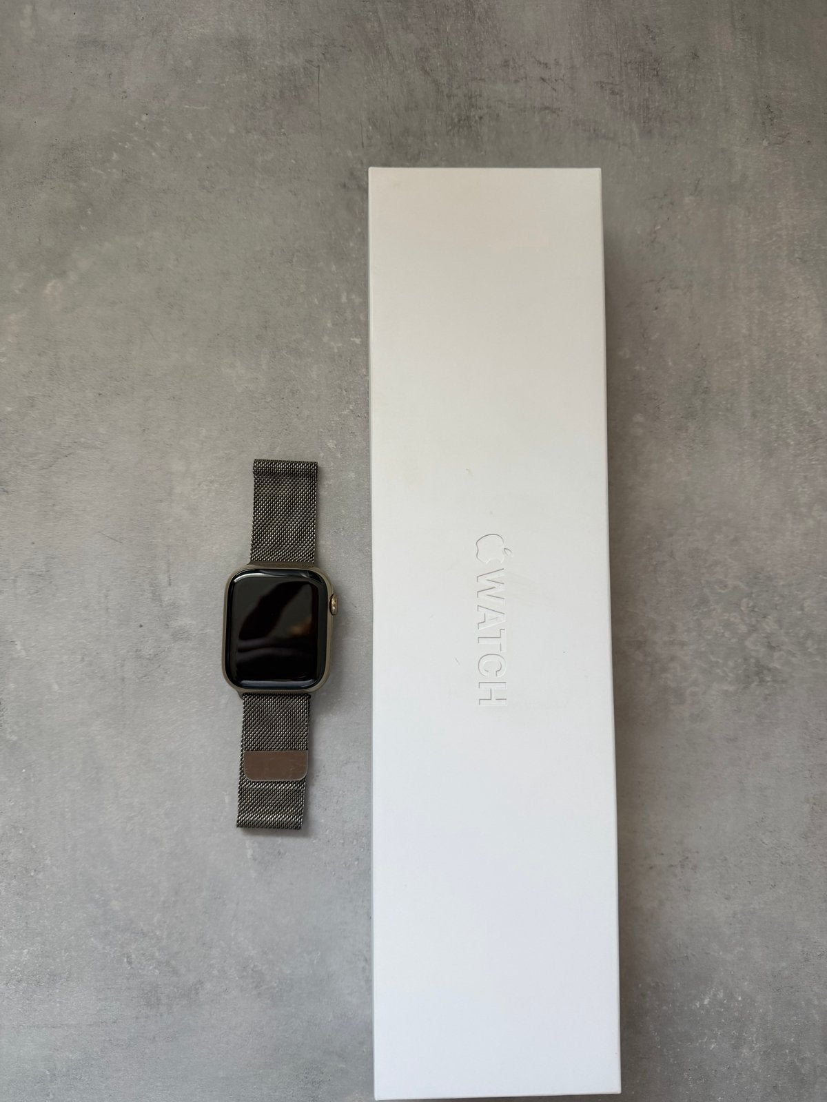 Apple Watch Series 7 GPS + Cellular Goud met Milanese band, Ophalen, IOS, Waterdicht, Zilver
