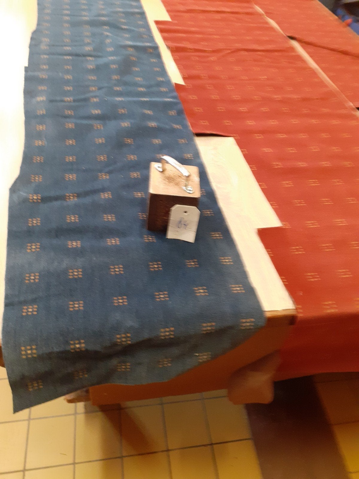 Resten velours meubelstof, Hobby en Vrije tijd, Stoffen en Lappen, Ophalen, Nieuw, 200 cm of meer, 30 tot 120 cm