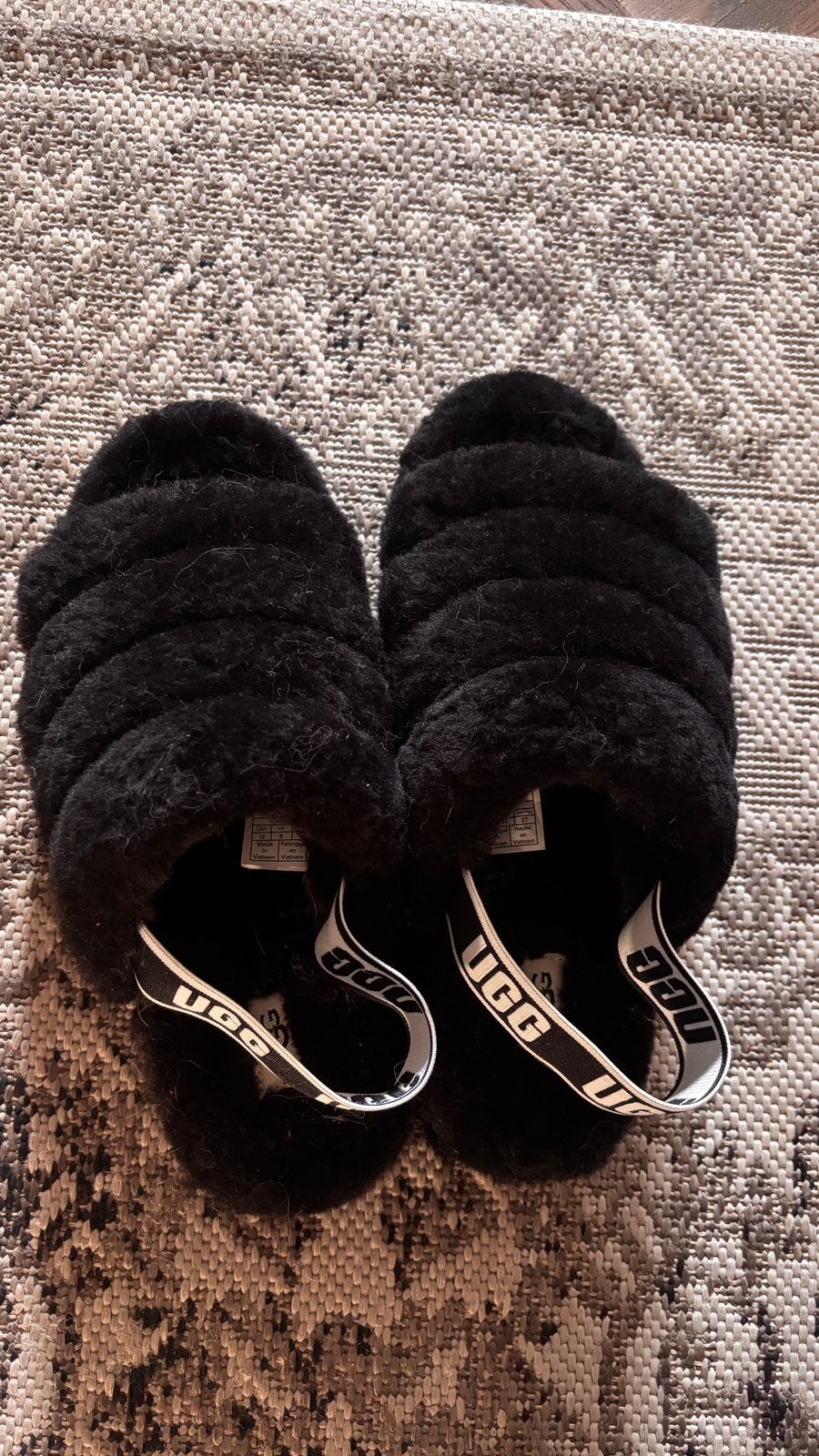 Uggs zgan sloffen maat 41, Ophalen of Verzenden, Zo goed als nieuw, Pantoffels of Sloffen