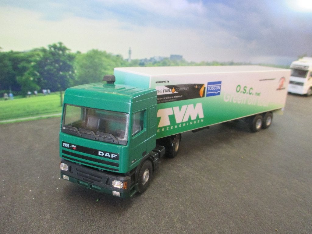 1/50 DAF CF 95 380 ATi TVM Verzekeringen O.S.C Green on Tour, Ophalen of Verzenden, Gebruikt, Bus of Vrachtwagen, Lion Toys